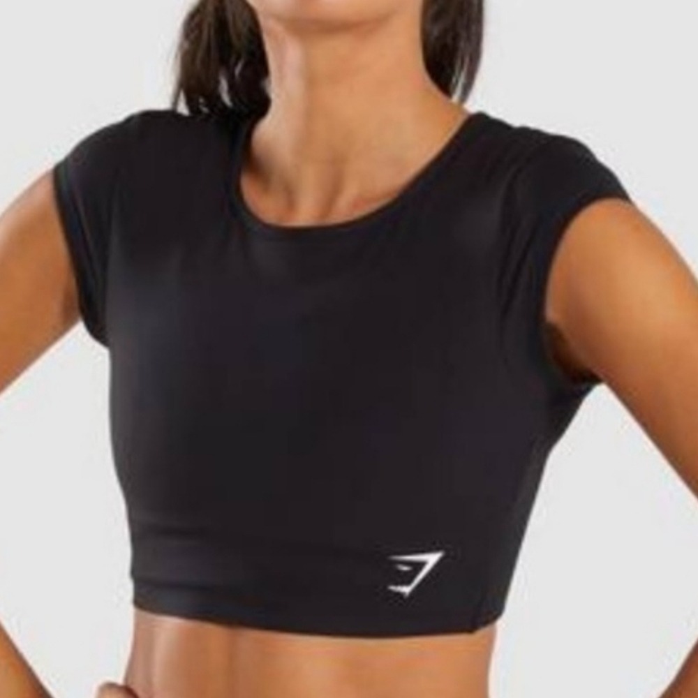 Gymshark Black Women's Athletic Crop Top In Black Size Small